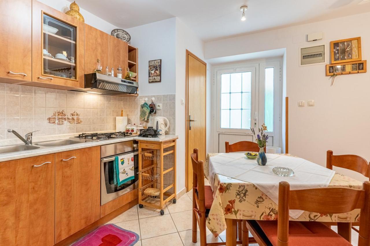 Kovacine Apartment Cres Εξωτερικό φωτογραφία